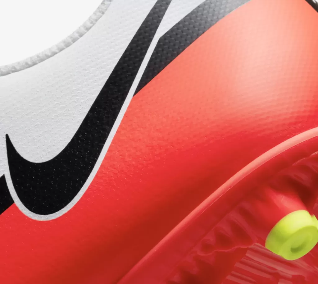 Бутсы Nike Phantom GT2 Club MG