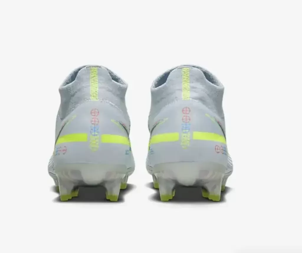 Бутсы профессиональные Nike Phantom GT2 DF Elite FG