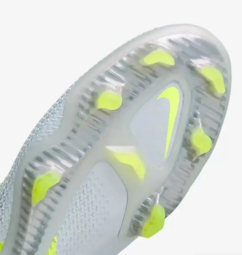 Бутсы профессиональные Nike Phantom GT2 DF Elite FG