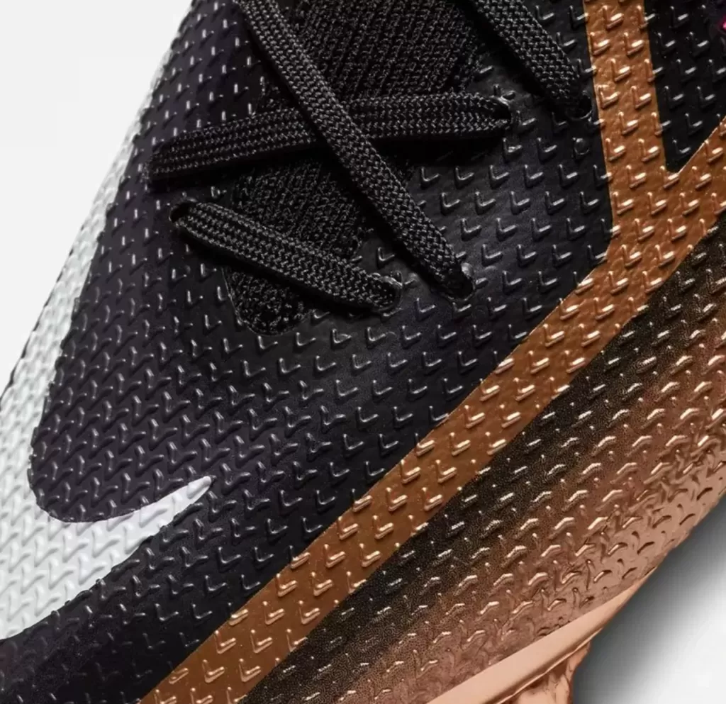 Бутсы профессиональные Nike Phantom GT2 DF Elite FG