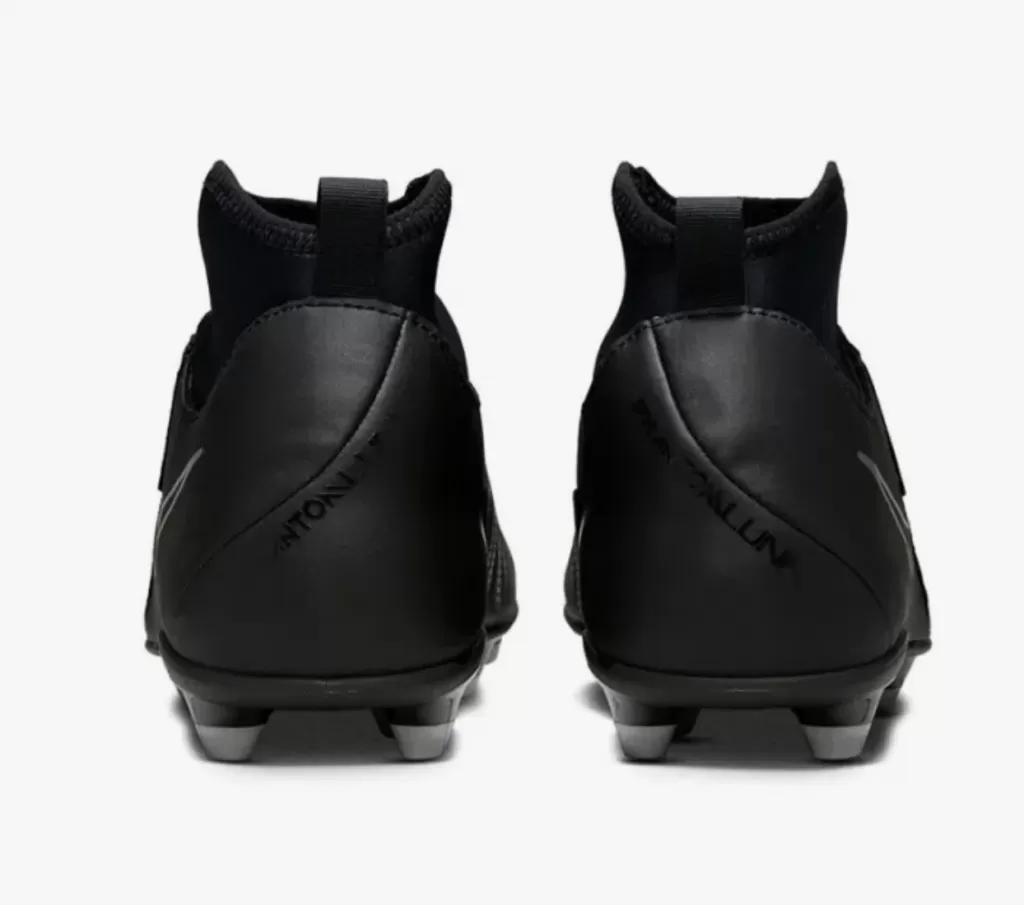 Бутсы Nike Phantom Luna II Club FG