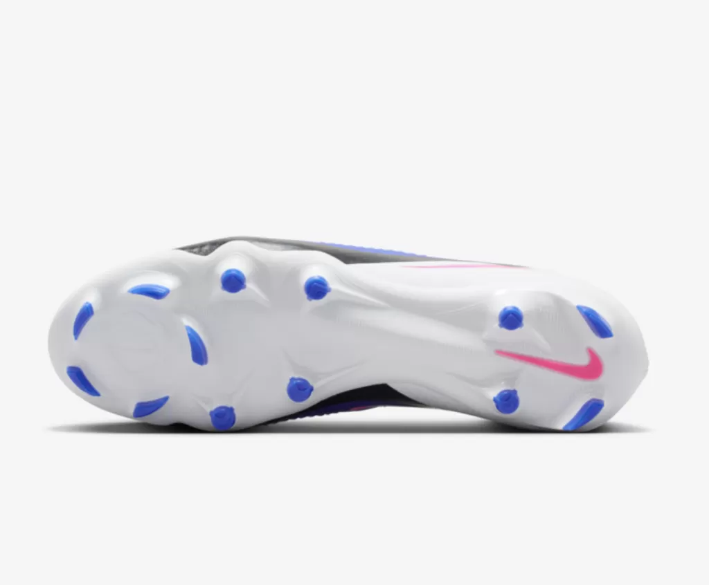 Бутсы Nike Phantom 6 Low Academy FG