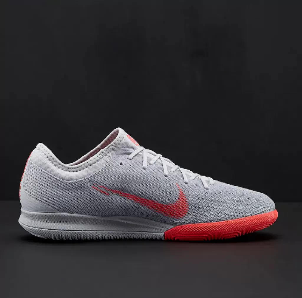 Футзалки профессиональные Nike Mercurial VaporX 12 Pro