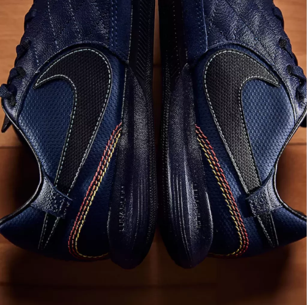 Футзалки профессиональные Nike TiempoX Finale R10 IN