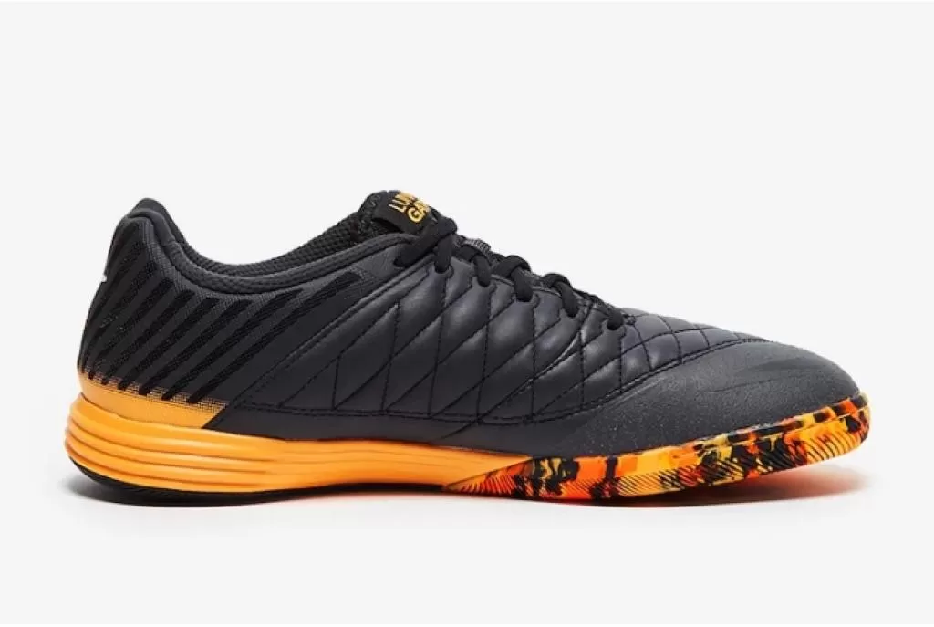 Футзалки профессиональные Nike Lunargato II Indoor