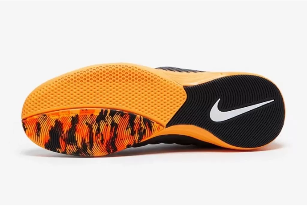 Футзалки профессиональные Nike Lunargato II Indoor