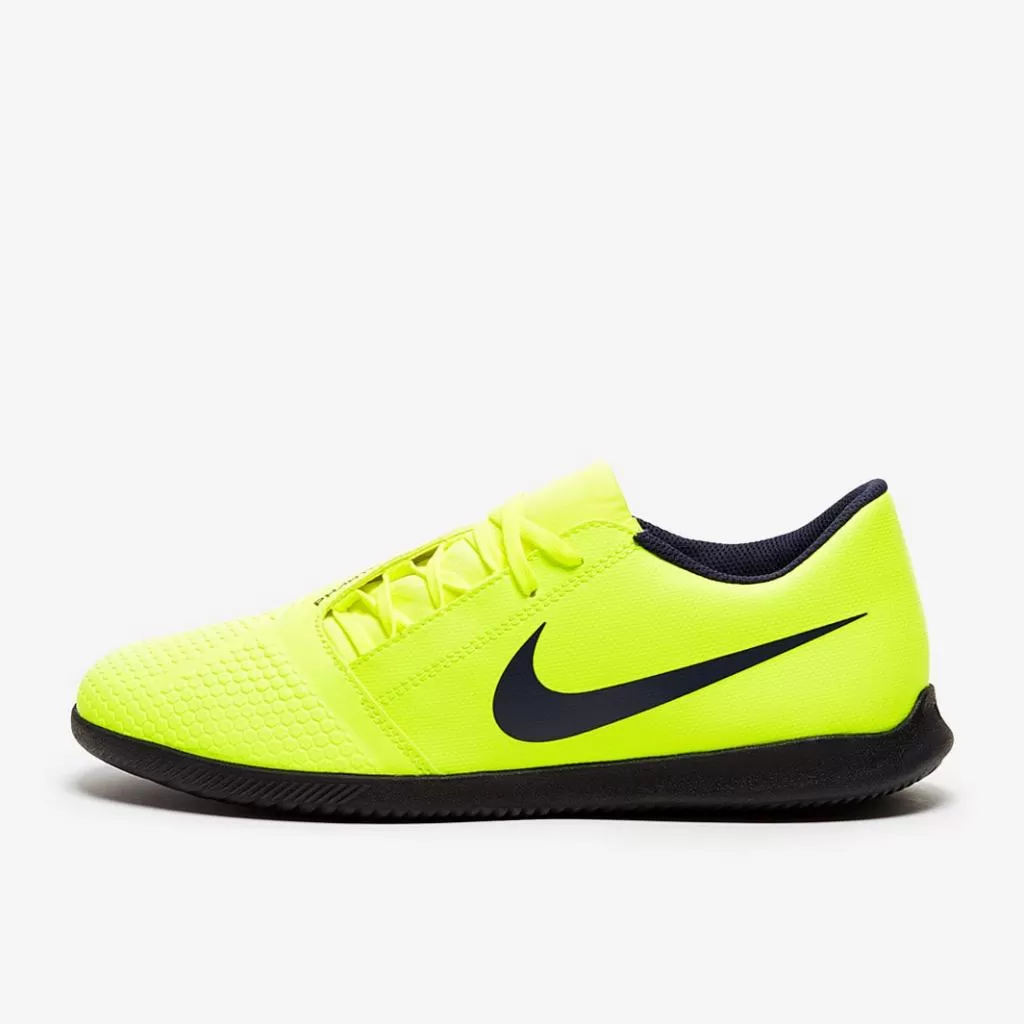 Футзалки Nike Phantom VNM Club Indoor