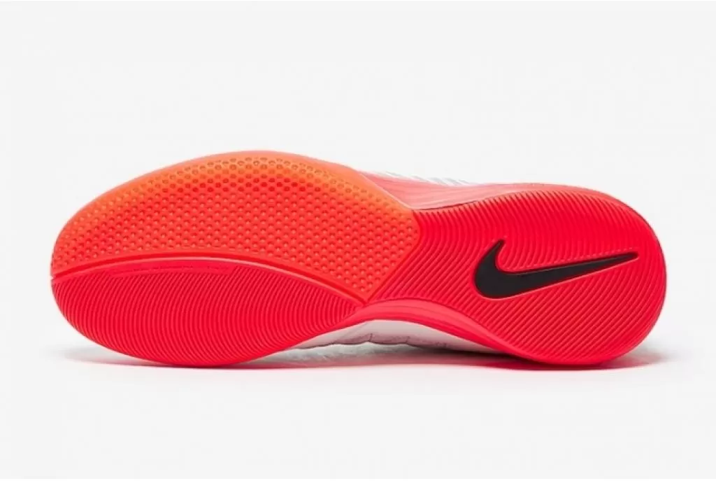 Футзалки профессиональные Nike Lunargato II Indoor