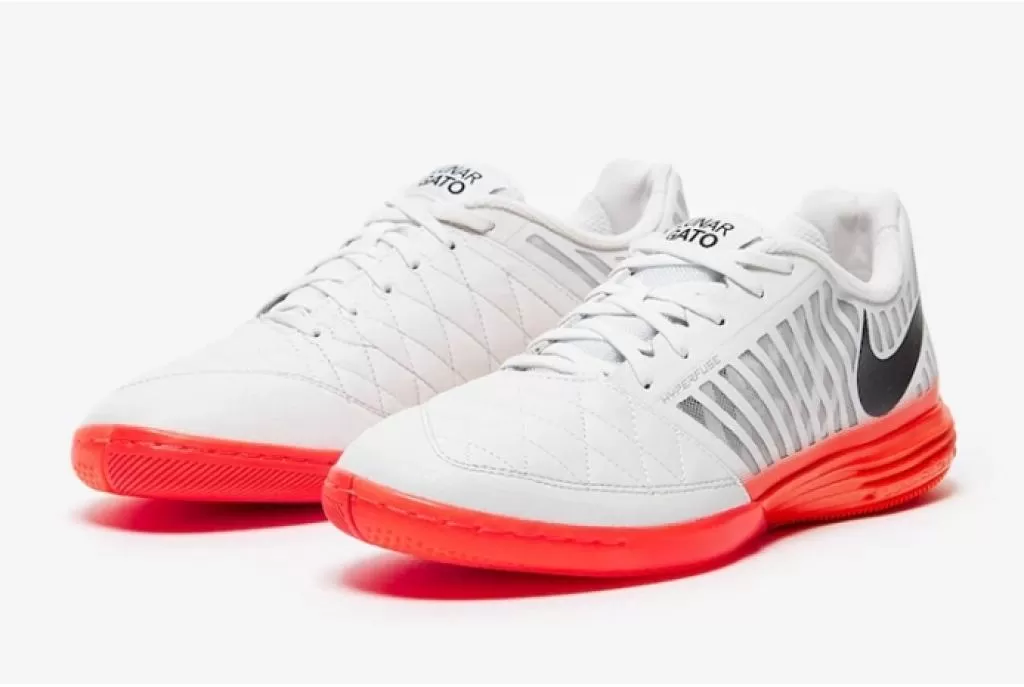 Футзалки профессиональные Nike Lunargato II Indoor