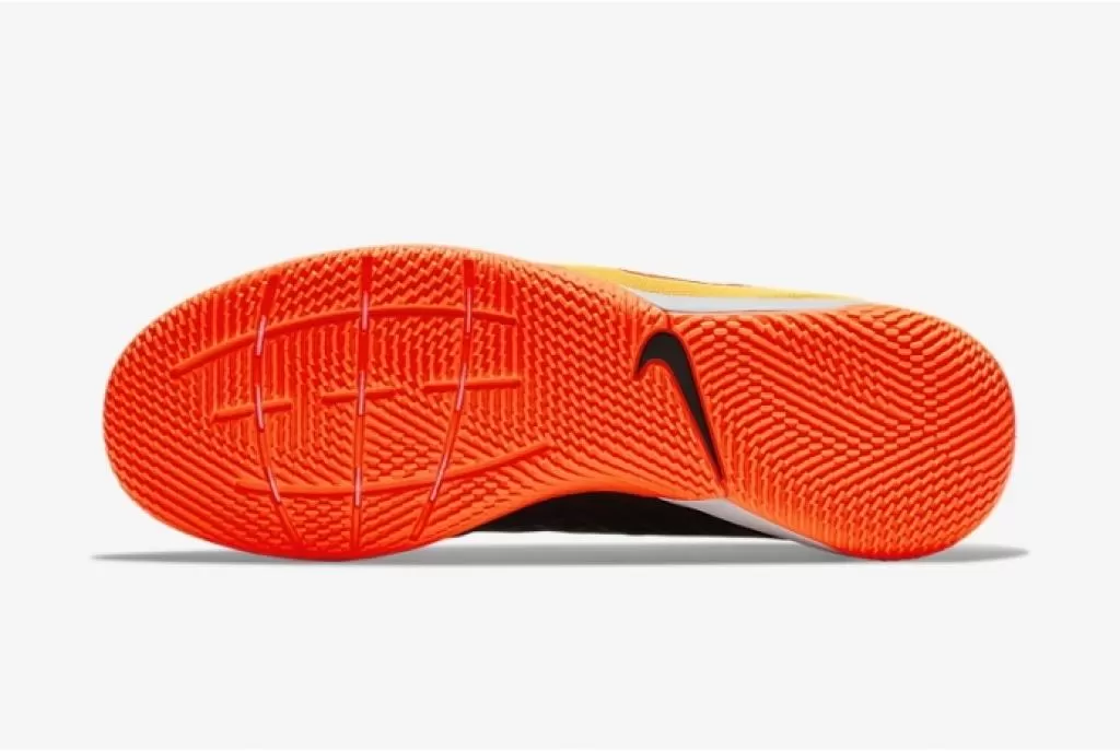 Футзалки Nike Tiempo Legened 8 Academy IN