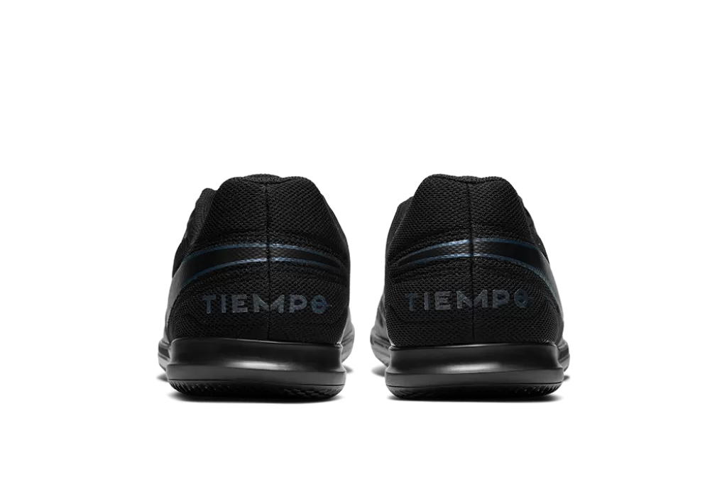 Футзалки Nike Tiempo Legend 8 Club Indoor