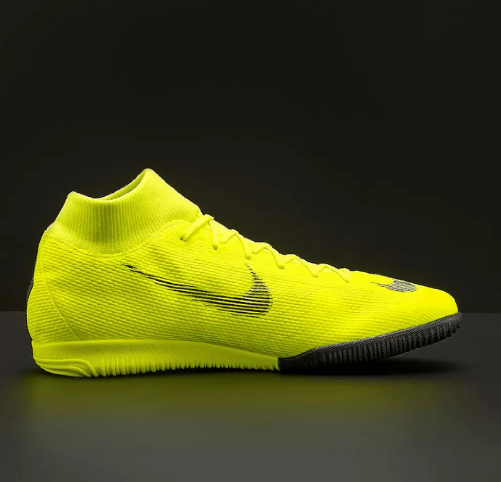 Футзалки Nike Mercurial Superfly VI Academy Indoor