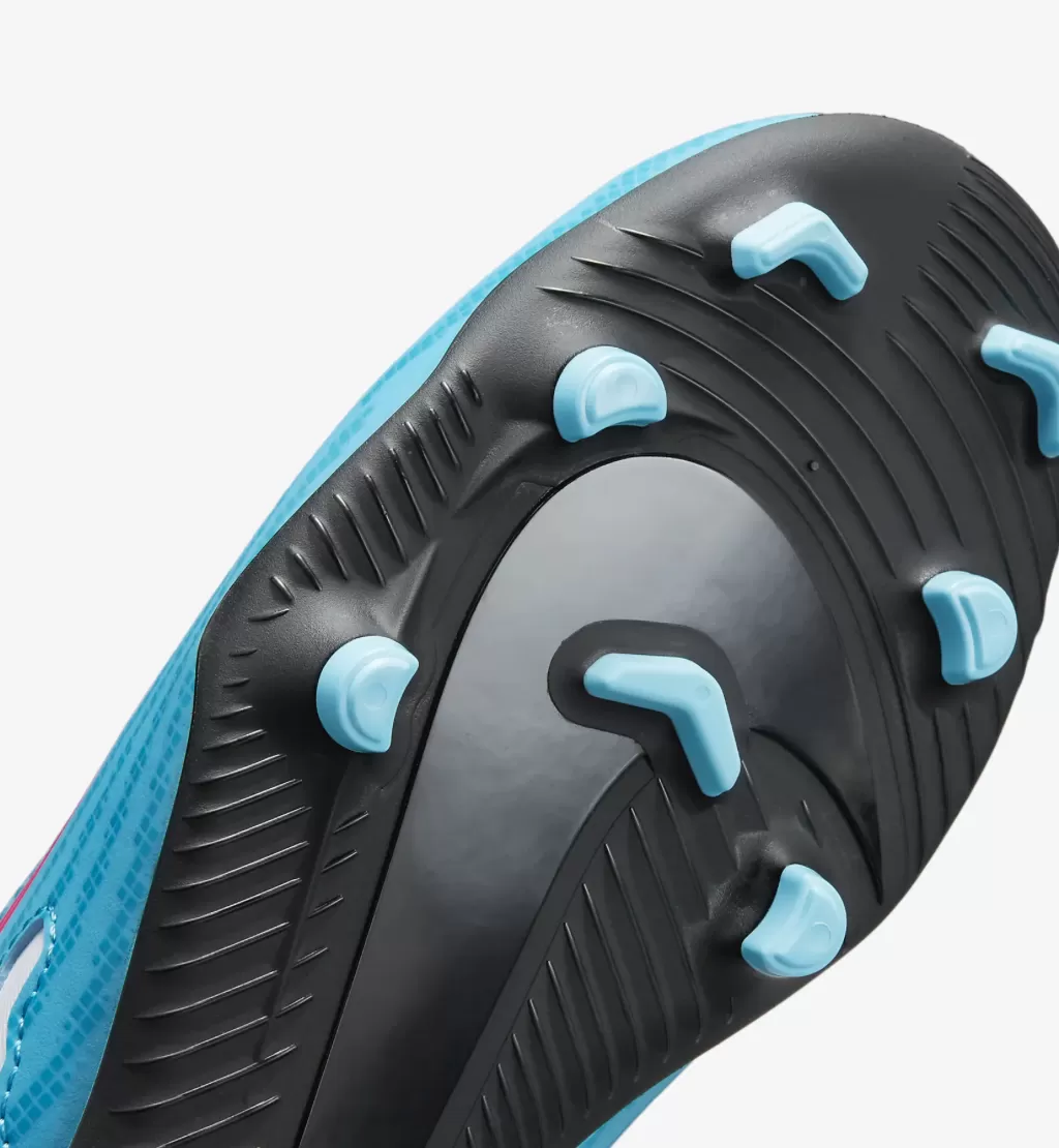 Бутсы детские Nike Phantom GX Club JR FG
