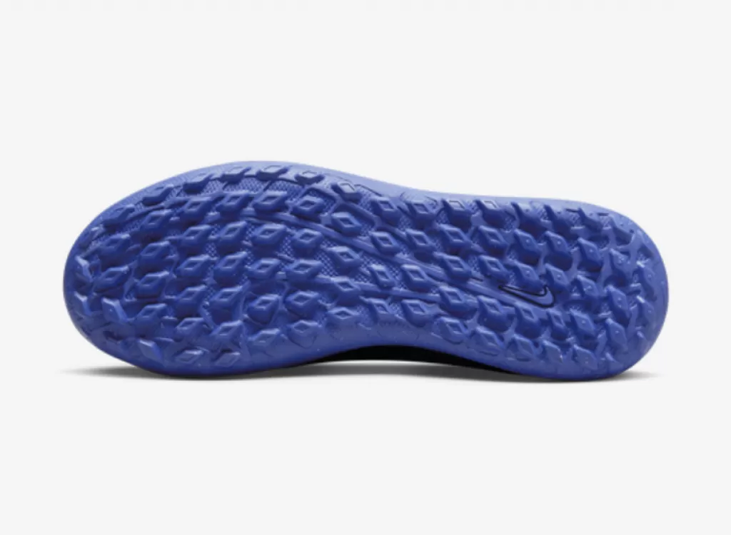 Шиповки детские Nike Mercurial Vapor 15 Club JR TF