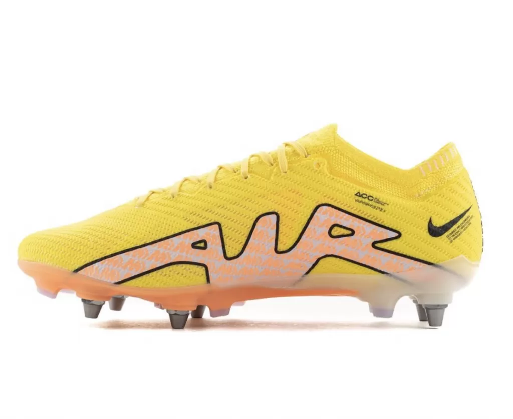 Бутсы профессиональные Nike Mercurial Vapor 15 Elite SG-Pro