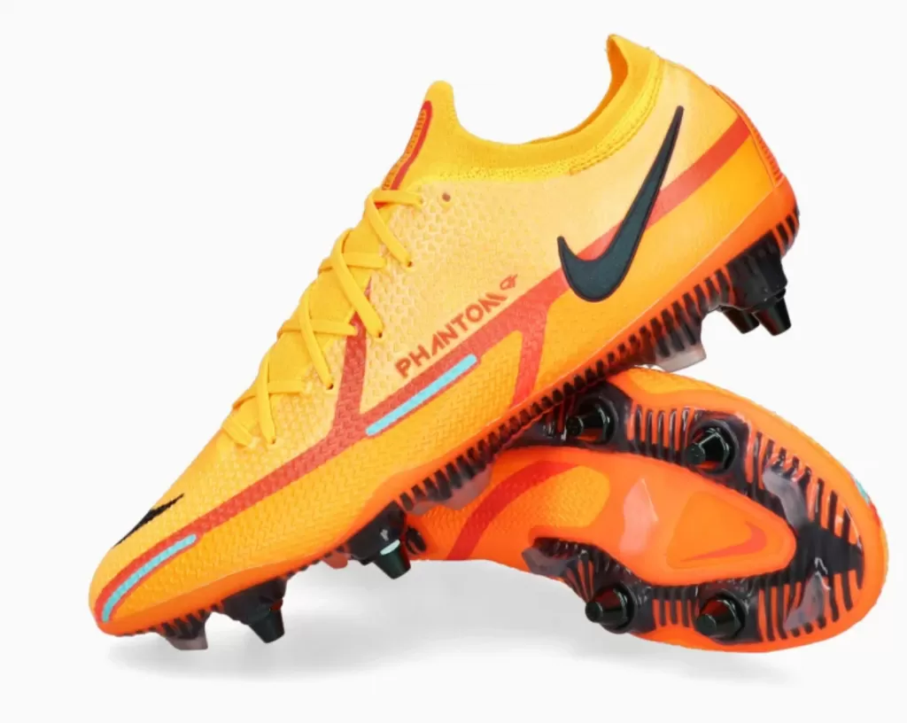 Бутсы профессиональные Nike Phantom GT2 Elite SG-Pro
