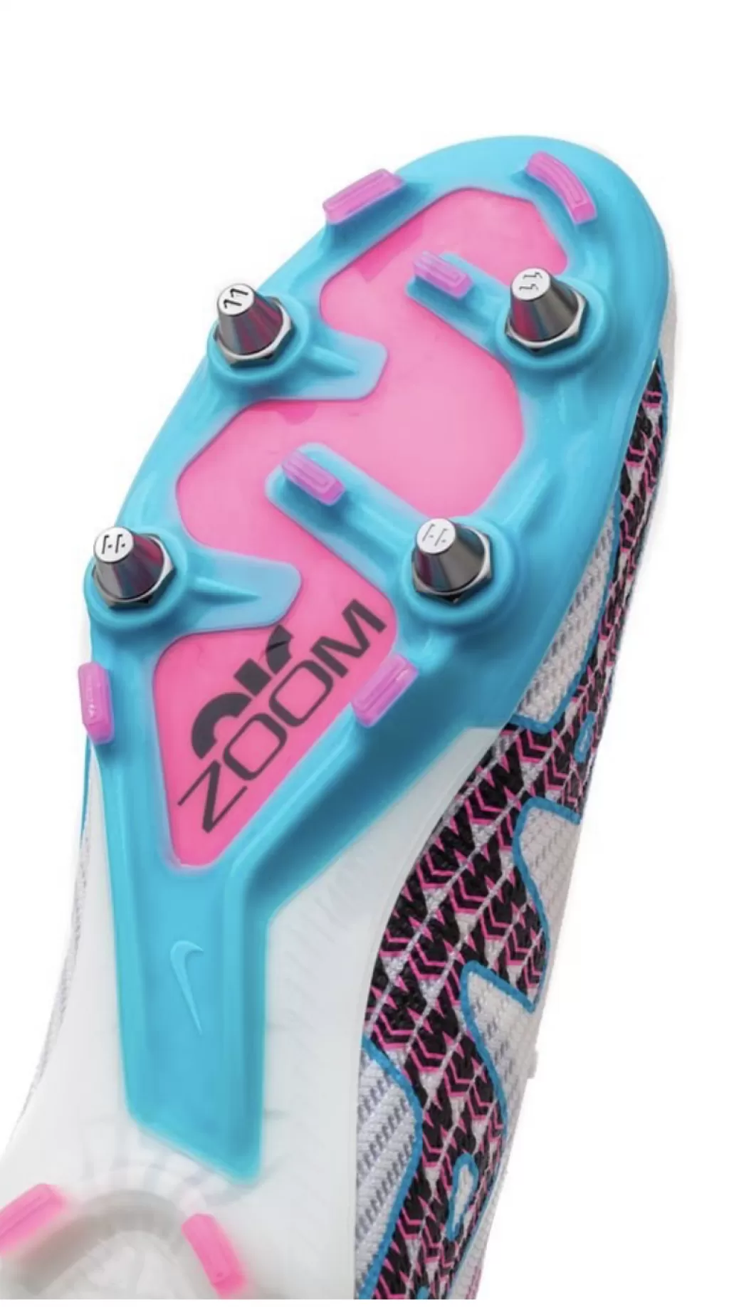 Бутсы профессиональные Nike Mercurial Vapor 15 Elite SG-Pro