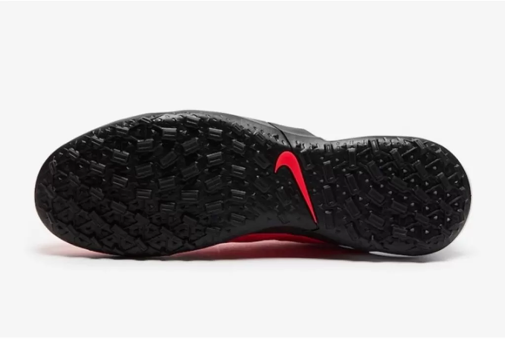 Шиповки Nike Tiempo Legend 8 Academy TF