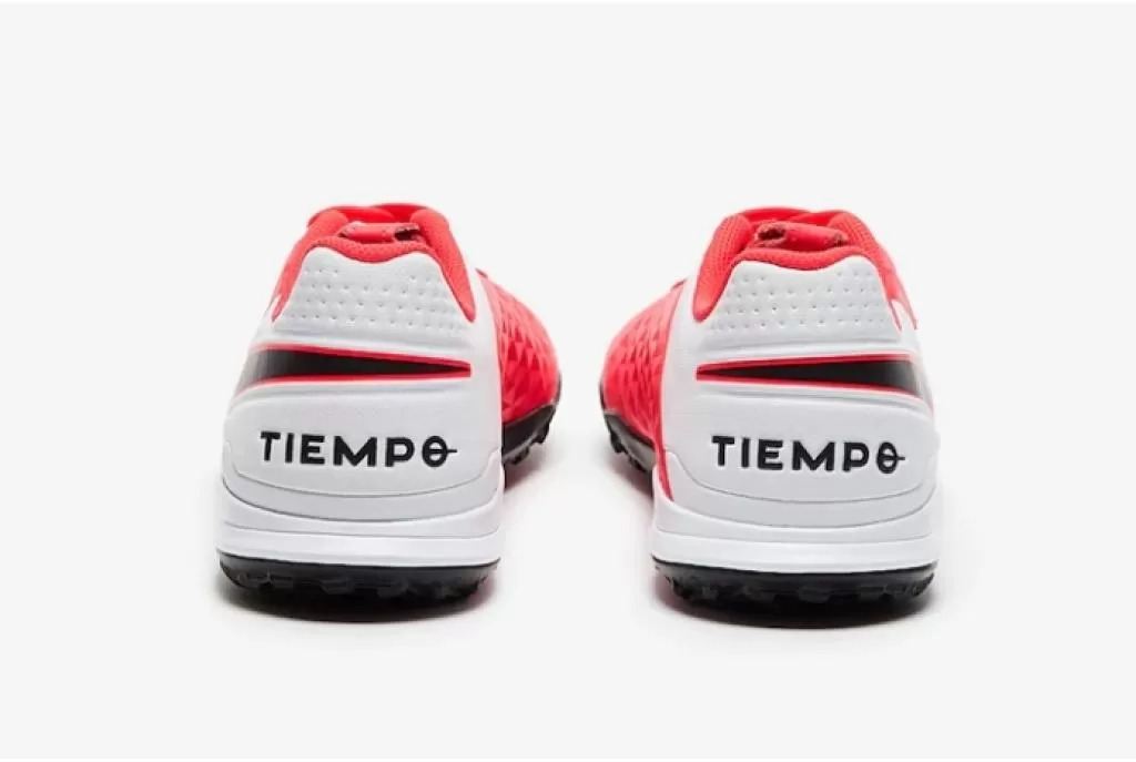 Шиповки Nike Tiempo Legend 8 Academy TF