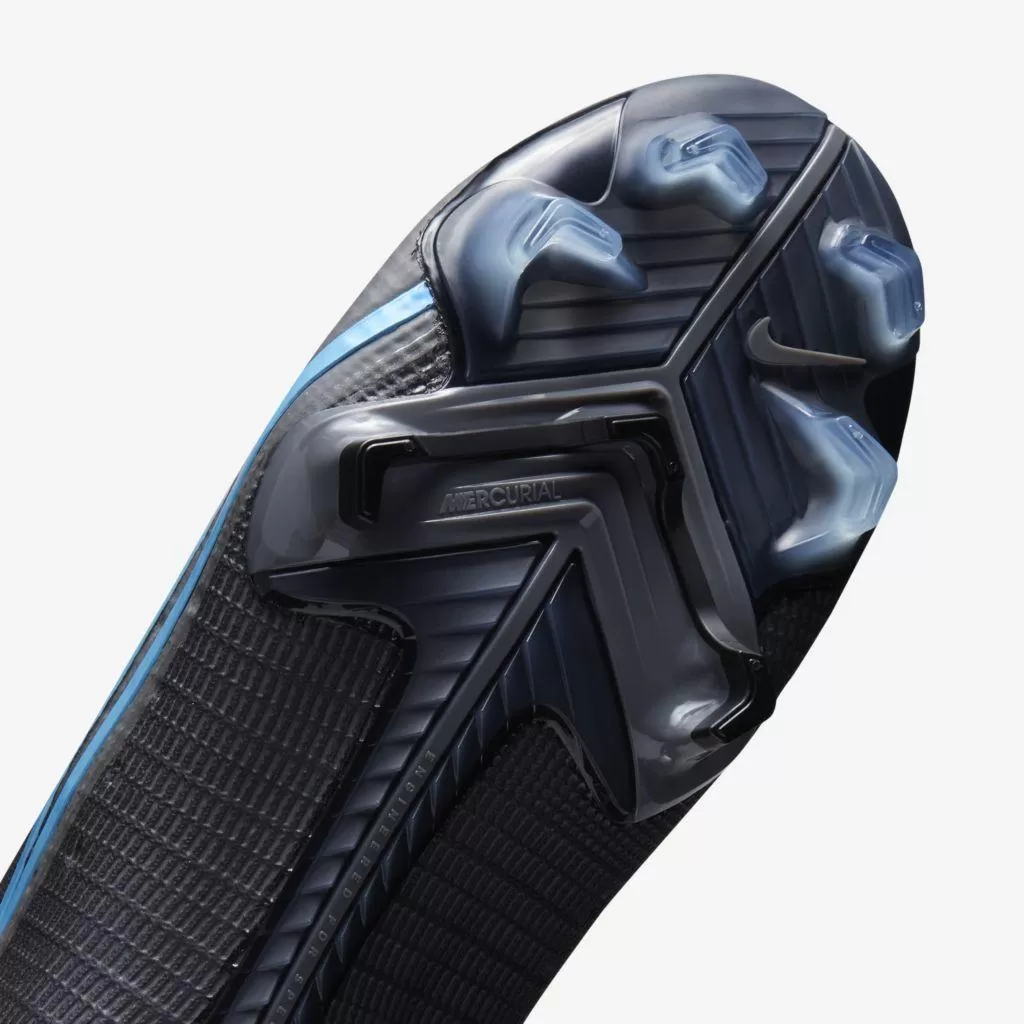 Бутсы профессиональные Nike Mercurial Superfly 8 Elite FG