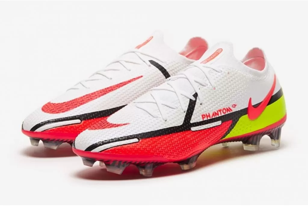 Бутсы профессиональные Nike Phantom GT2 Elite FG