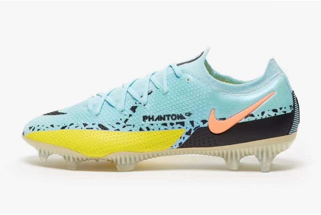 Бутсы профессиональные Nike Phantom GT2 Elite FG