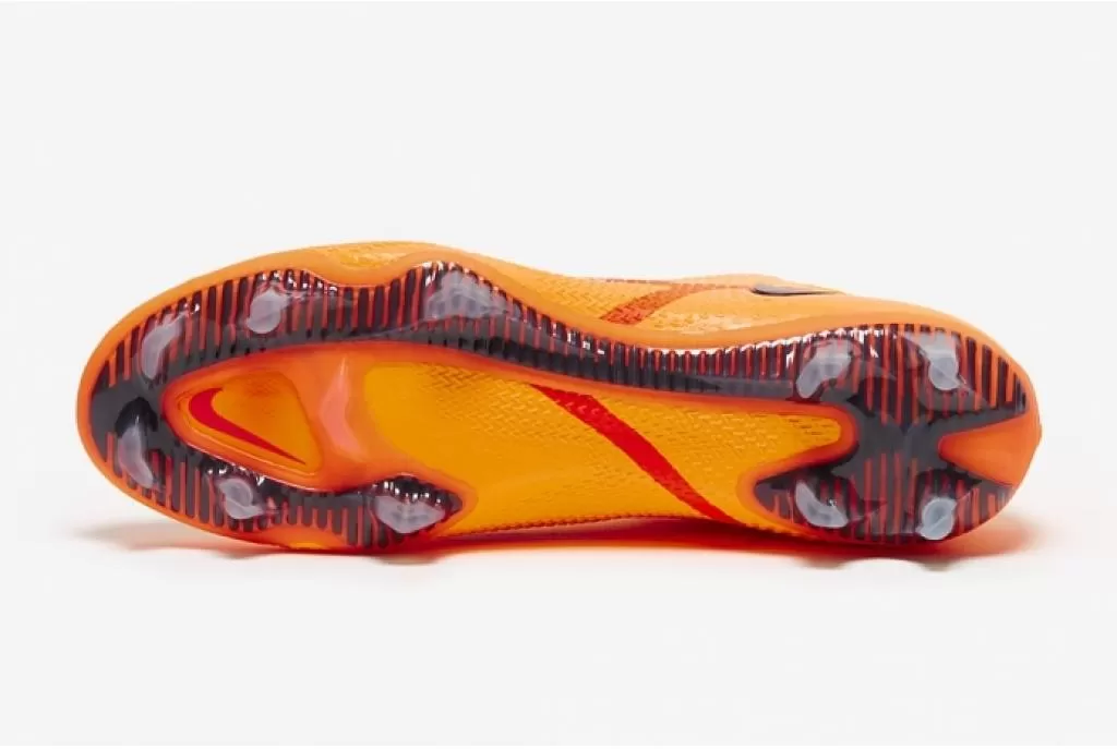 Бутсы профессиональные Nike Phantom GT2 Elite FG