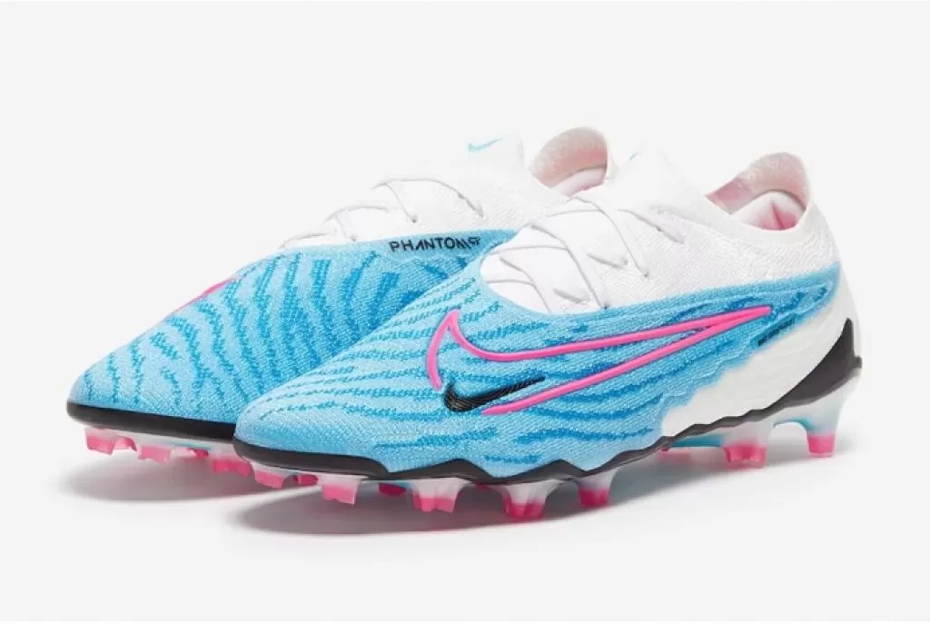 Бутсы профессиональные Nike Phantom GX Elite FG