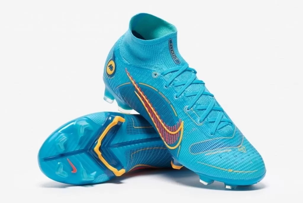 Бутсы профессиональные Nike Mercurial Superfly 8 Elite FG