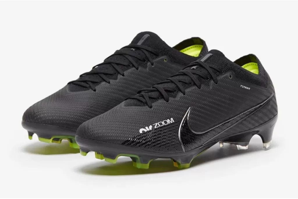 Бутсы профессиональные Nike Mercurial Vapor 15 Elite FG