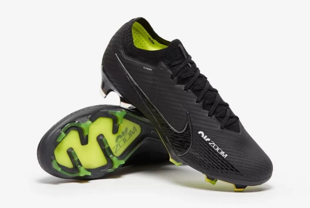 Бутсы профессиональные Nike Mercurial Vapor 15 Elite FG