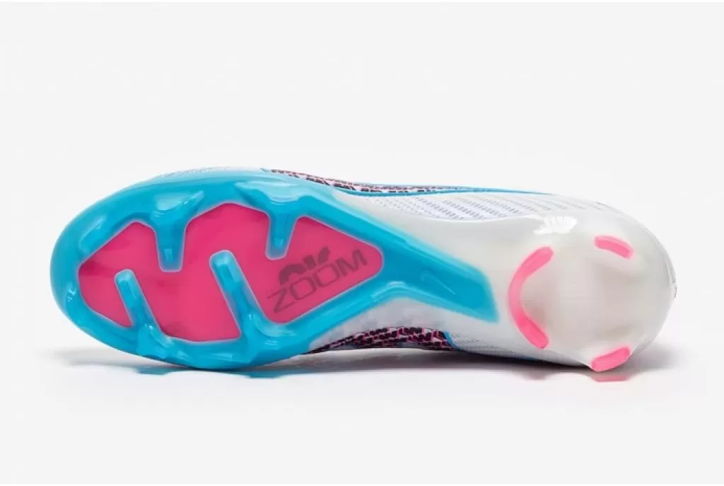 Бутсы профессиональные Nike Mercurial Vapor 15 Elite FG