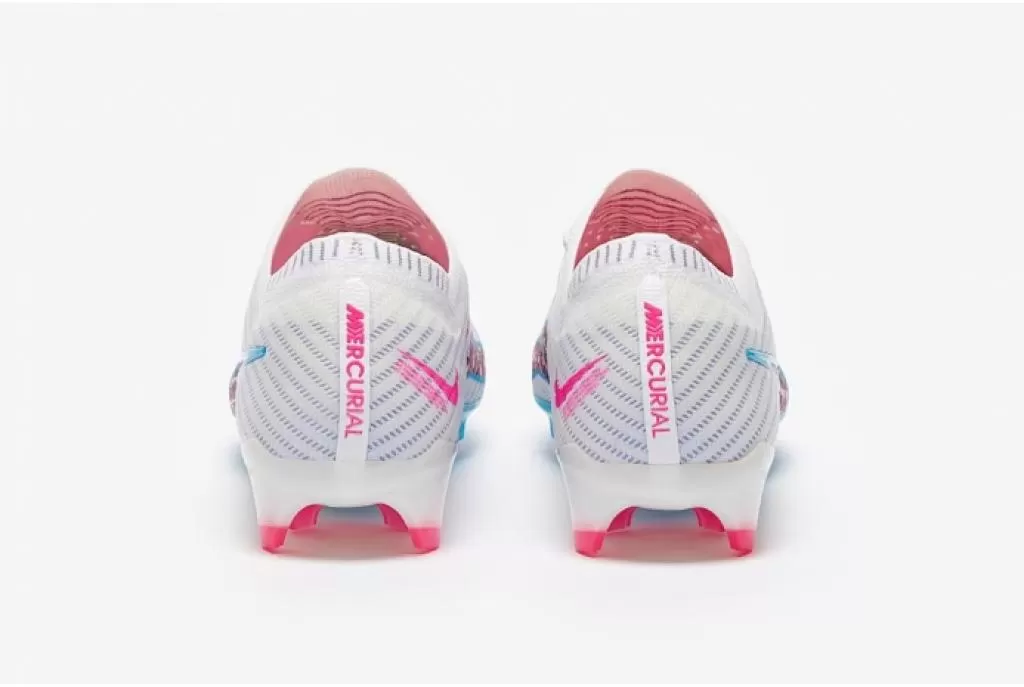 Бутсы профессиональные Nike Mercurial Vapor 15 Elite FG