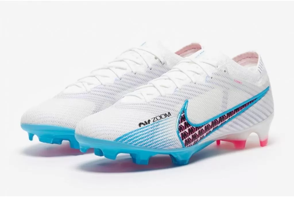 Бутсы профессиональные Nike Mercurial Vapor 15 Elite FG