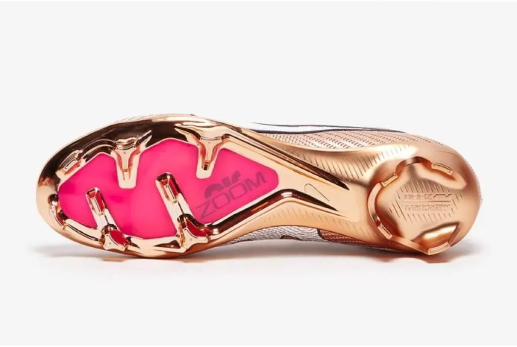 Бутсы профессиональные Nike Mercurial Vapor 15 Elite FG