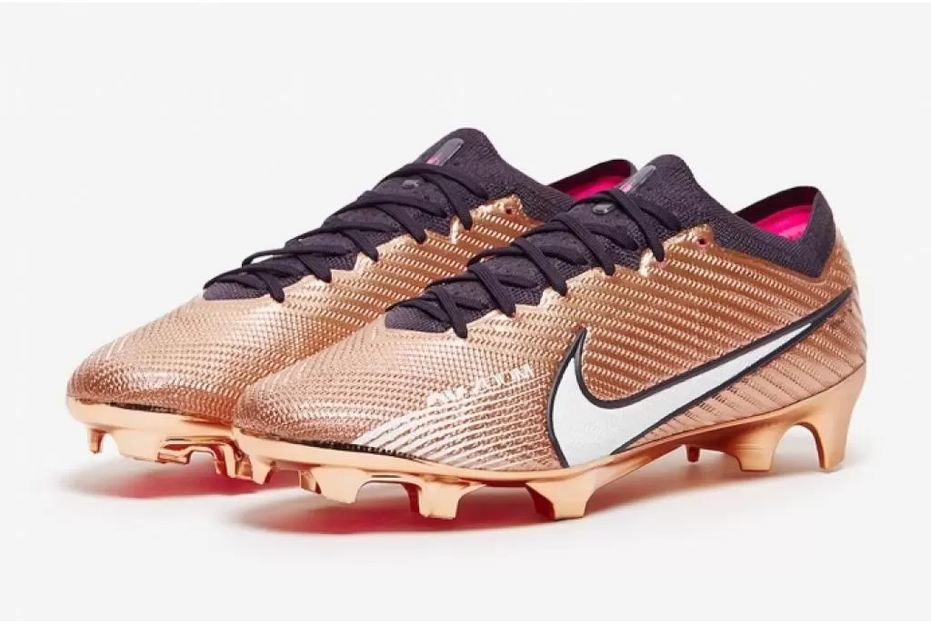 Бутсы профессиональные Nike Mercurial Vapor 15 Elite FG
