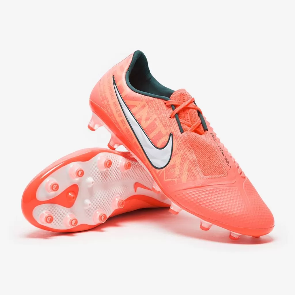 Бутсы профессиональные Nike Phantom VNM Elite AG