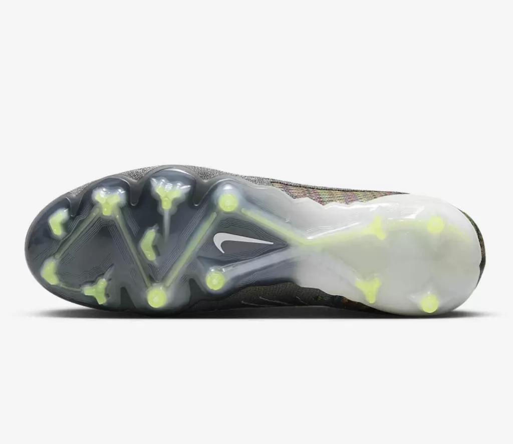 Бутсы профессиональные Nike Phantom GX Elite Fusion FG