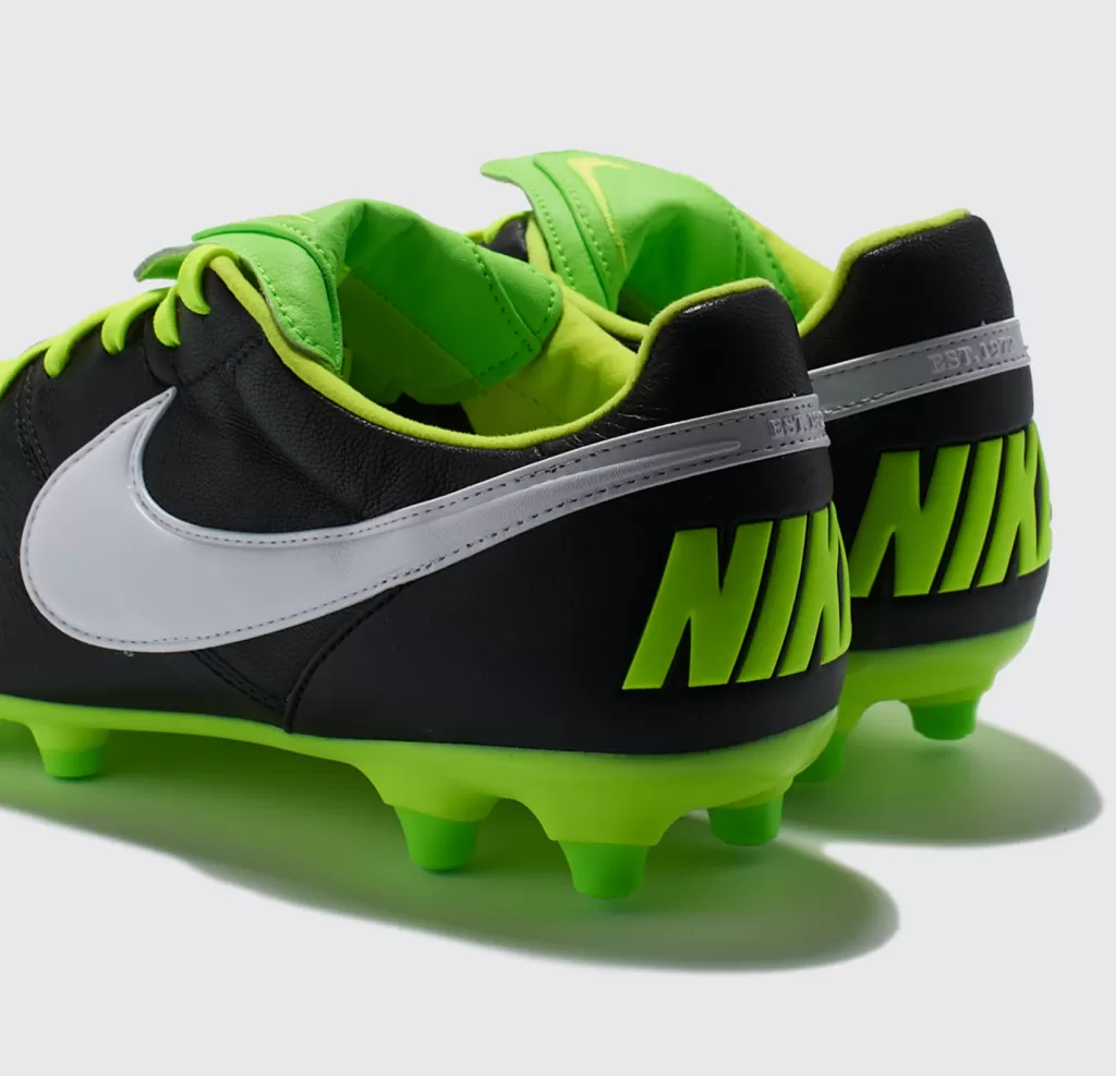 Бутсы профессиональные Nike Premier II FG