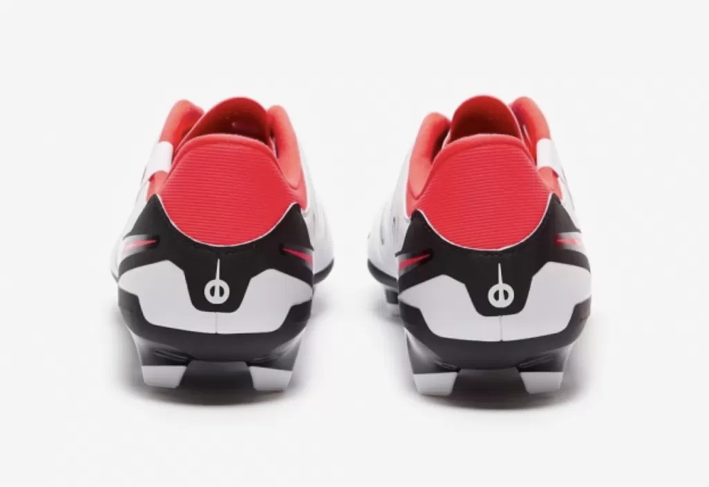 Бутсы Nike Tiempo Legend 10 Academy FG