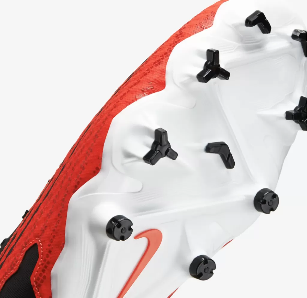 Бутсы Nike Phantom GX Academy FG