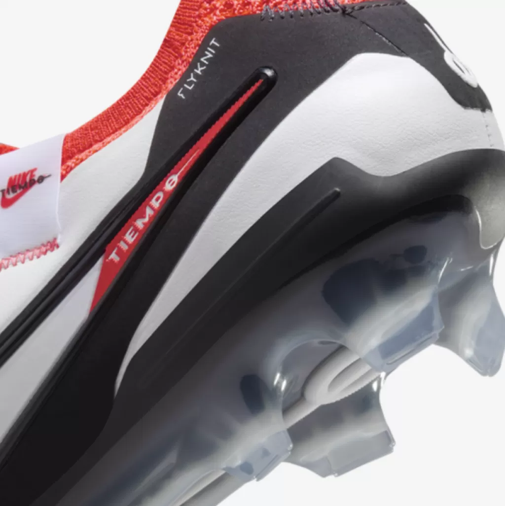 Бутсы профессиональные Nike Tiempo Legend 10 Elite FG