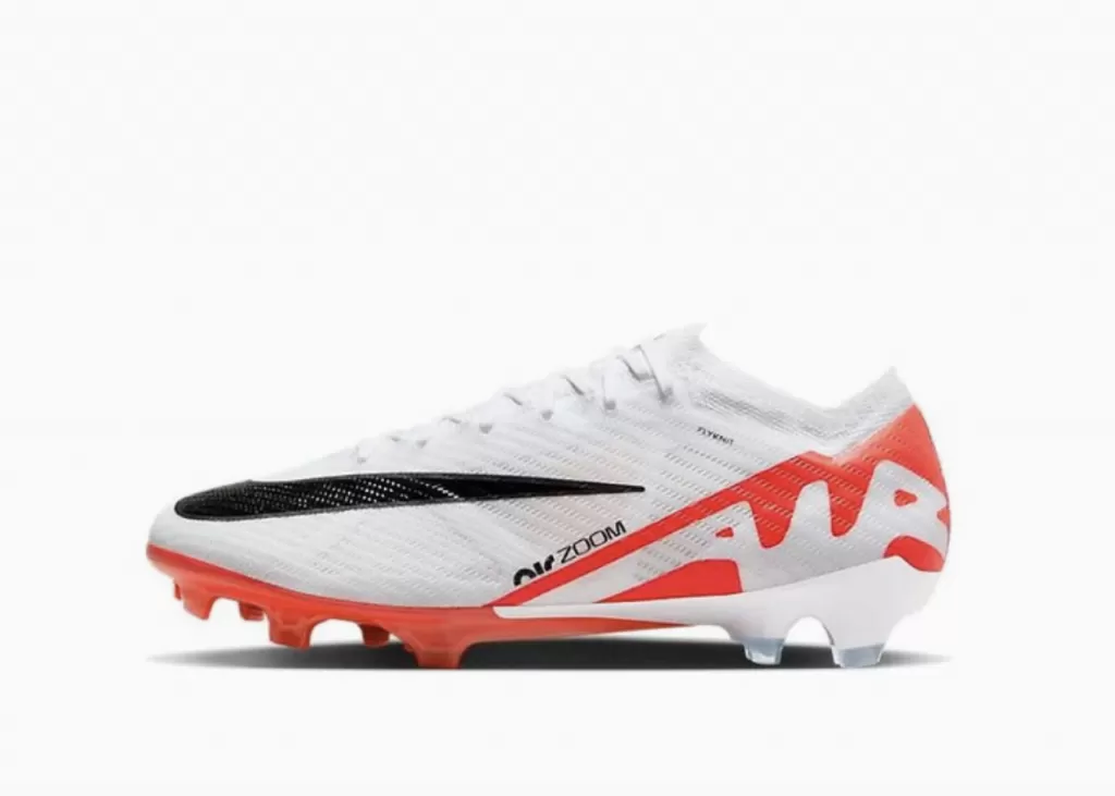 Бутсы профессиональные Nike Mercurial Vapor 15 Elite FG