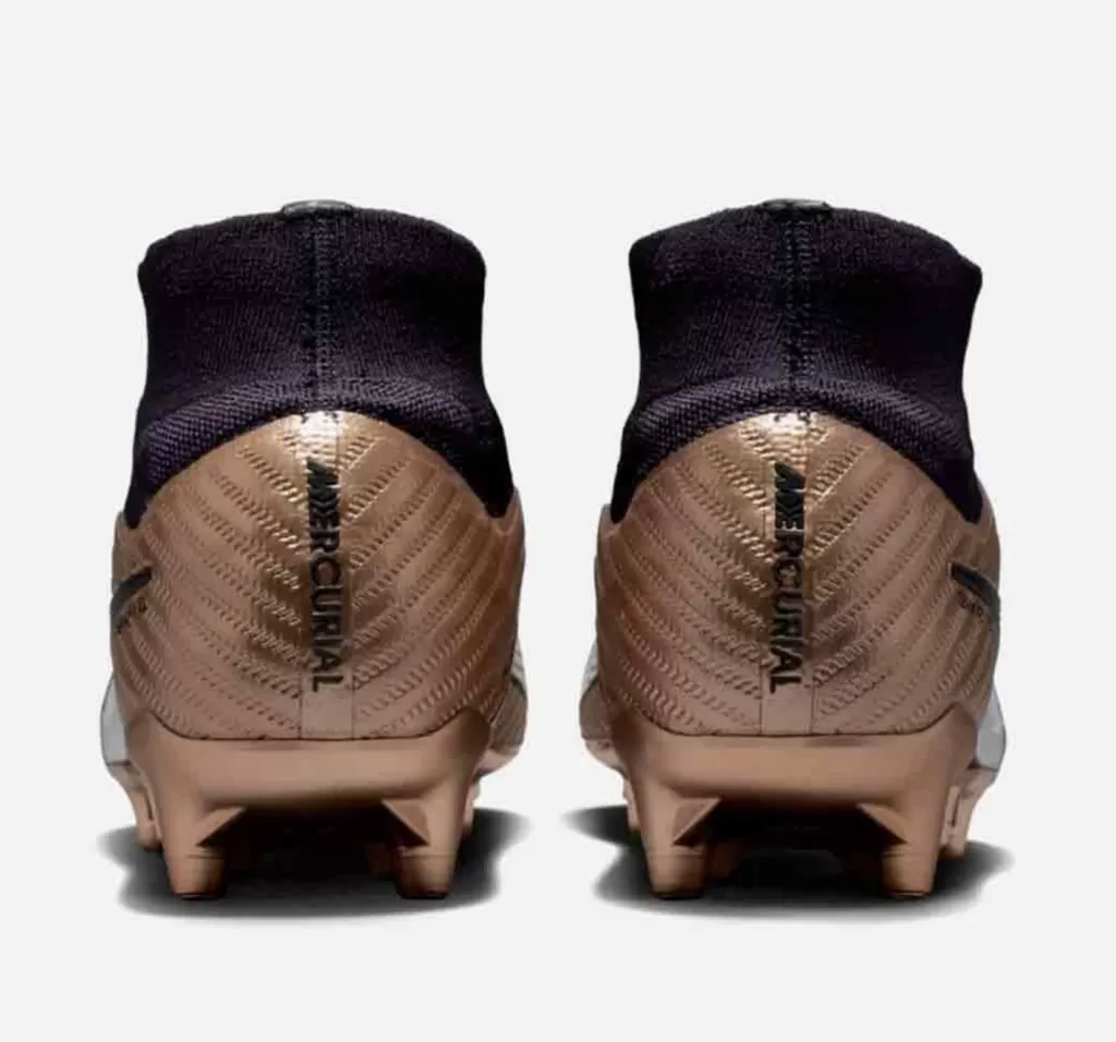 Бутсы профессиональные Nike Mercurial Superfly 9 Elite AG-Pro
