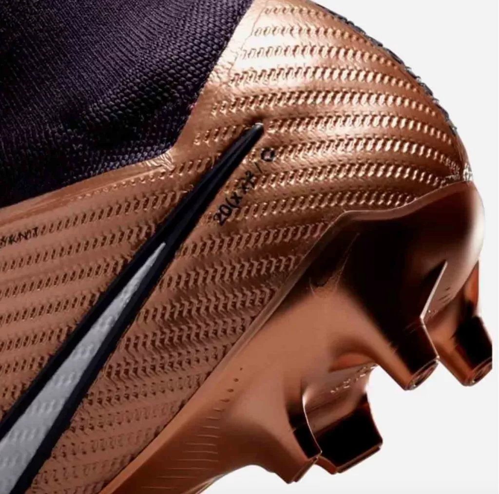 Бутсы профессиональные Nike Mercurial Superfly 9 Elite AG-Pro
