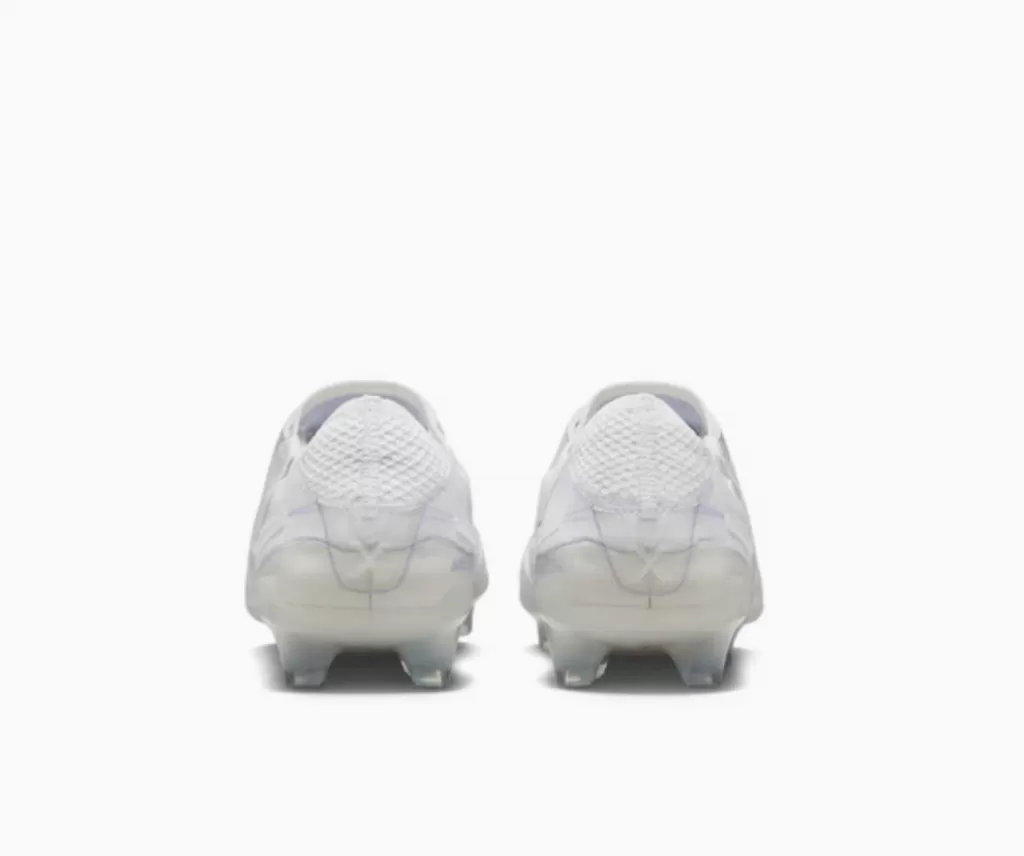 Бутсы профессиональные Nike Tiempo Legend 10 Elite FG