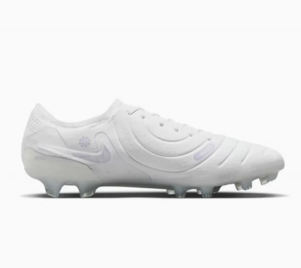 Бутсы профессиональные Nike Tiempo Legend 10 Elite FG