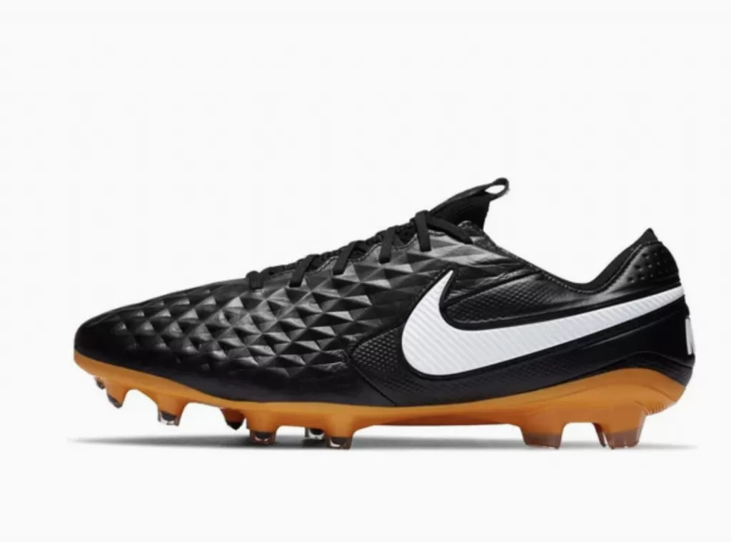Профессиональные бутсы Nike Tiempo Legend 8 Elite FG