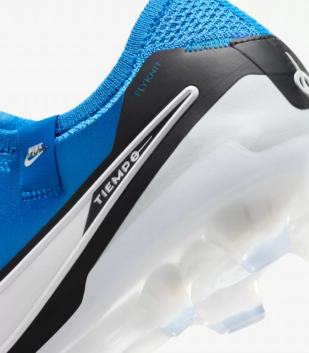 Бутсы профессиональные Nike Tiempo Legend 10 Elite FG