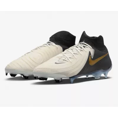 Бутсы профессиональные Nike Phantom Luna II Elite FG